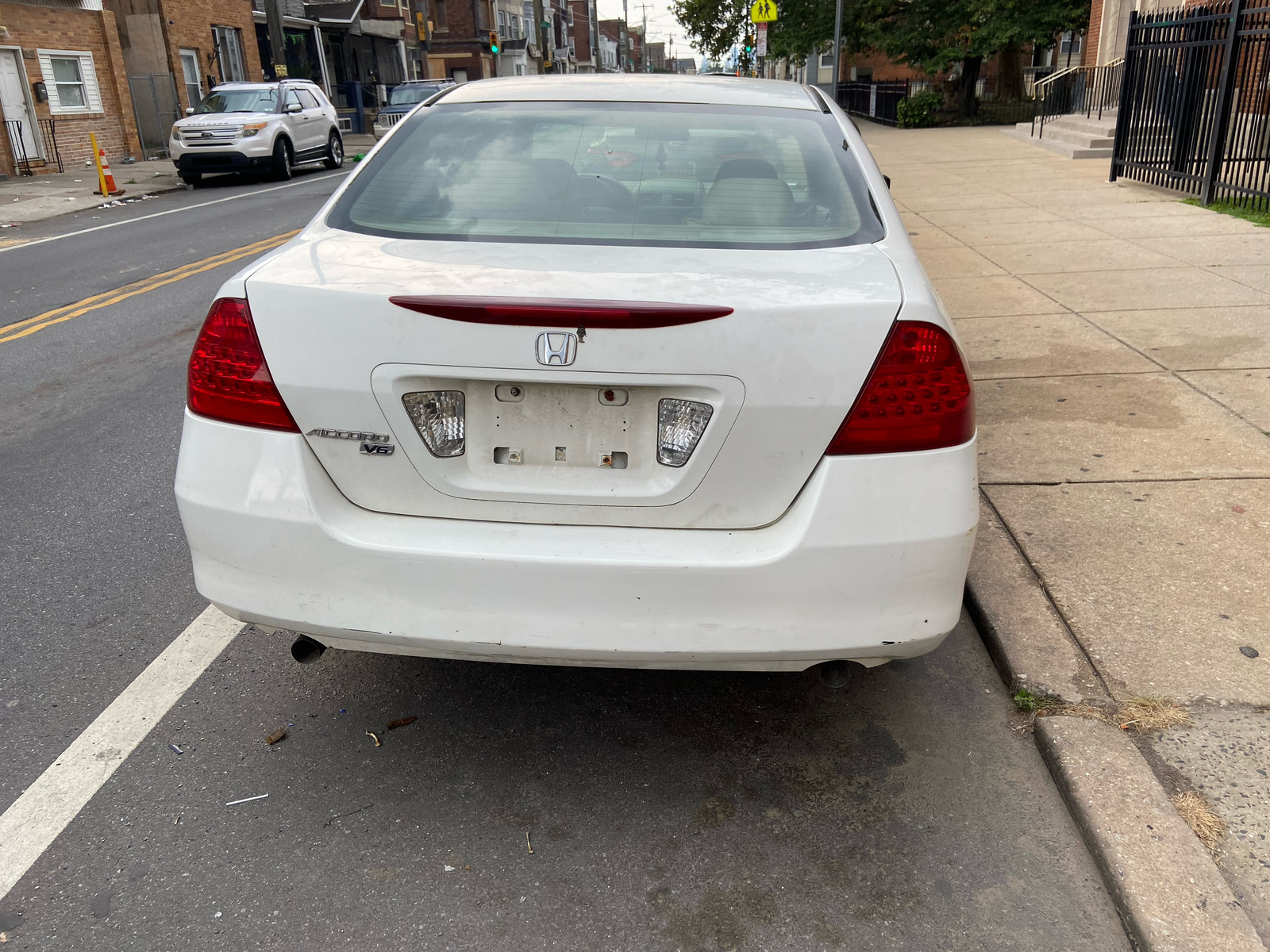 Photographic documentation of the work as submitted to the city's 311 record.