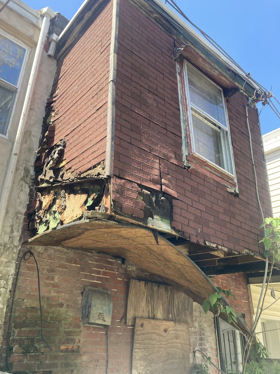 Photographic documentation of the work as submitted to the city's 311 record.