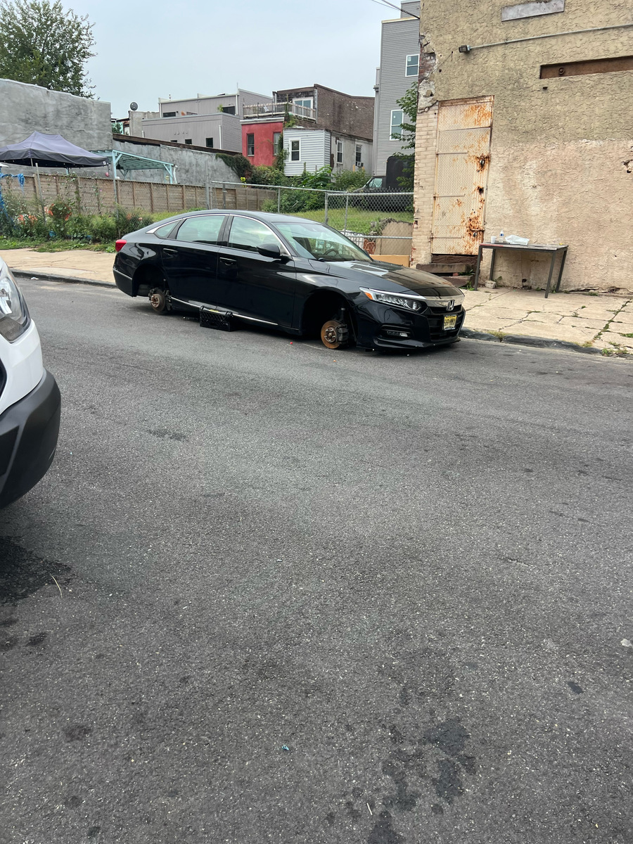 Photographic documentation of the work as submitted to the city's 311 record.