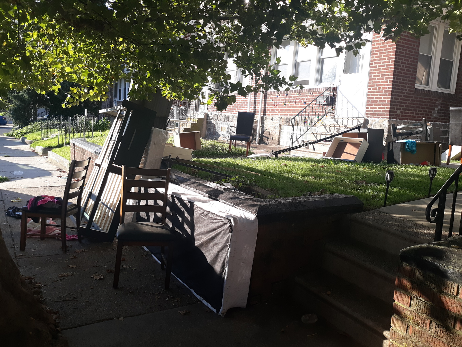 Photographic documentation of the work as submitted to the city's 311 record.