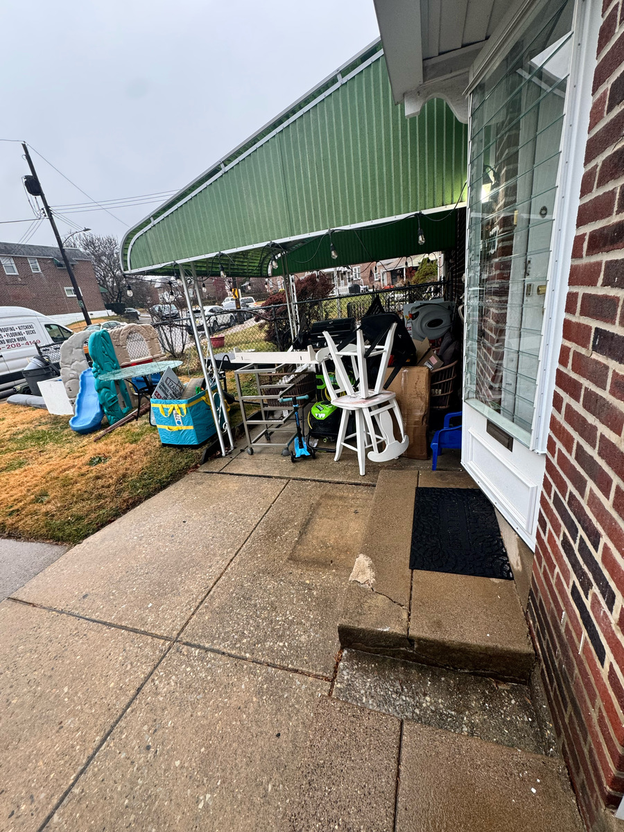 Photographic documentation of the work as submitted to the city's 311 record.