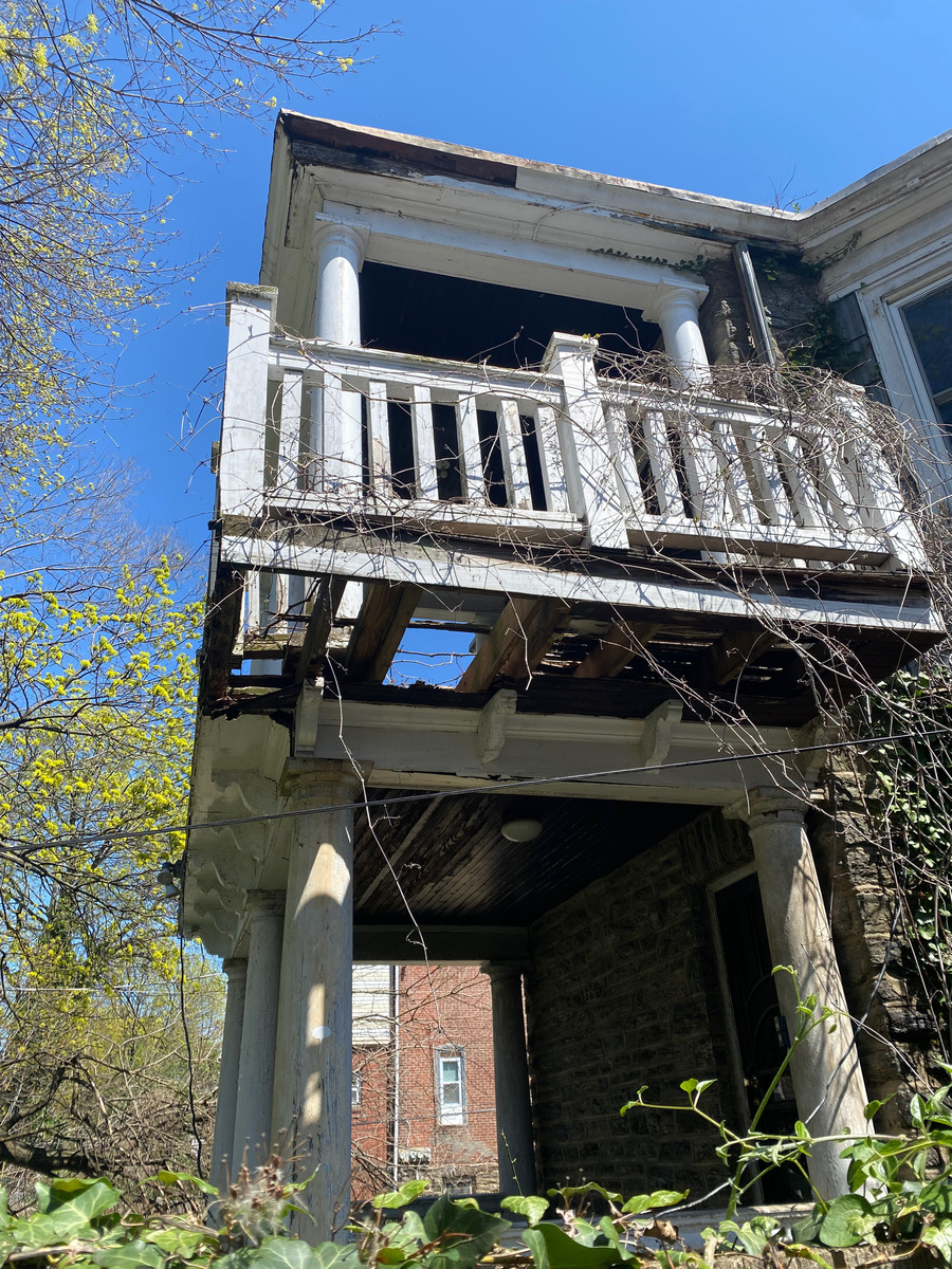 Photographic documentation of the work as submitted to the city's 311 record.
