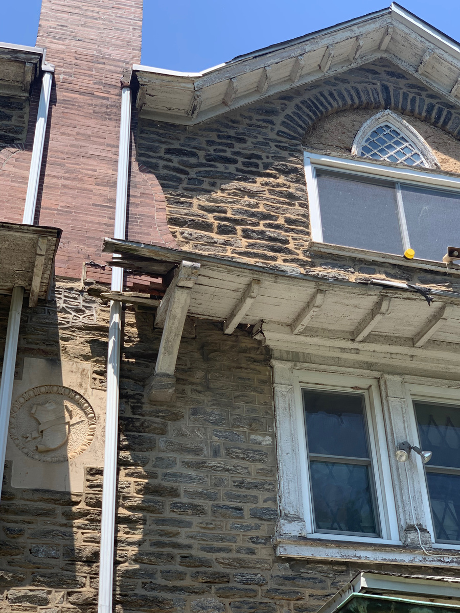 Photographic documentation of the work as submitted to the city's 311 record.