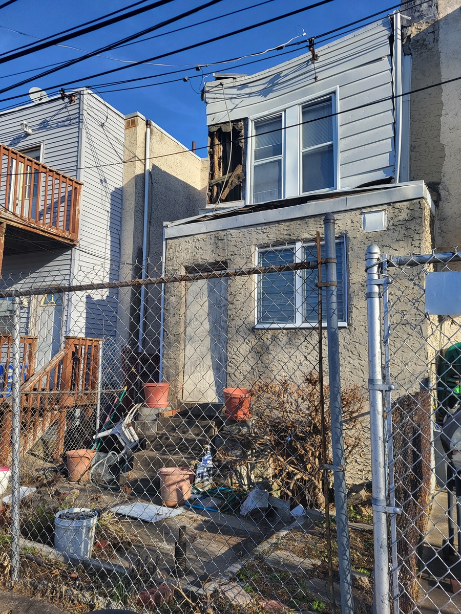 Photographic documentation of the work as submitted to the city's 311 record.