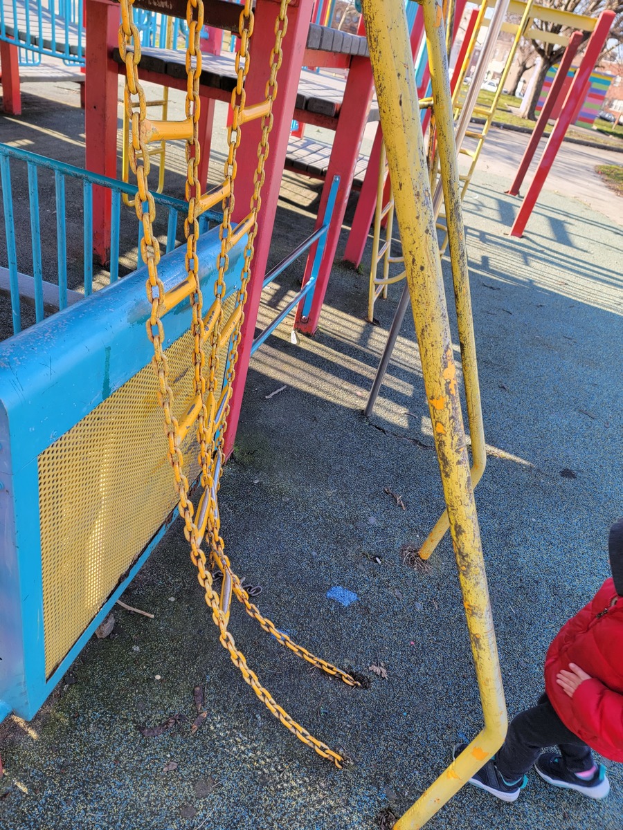 Photographic documentation of the work as submitted to the city's 311 record.