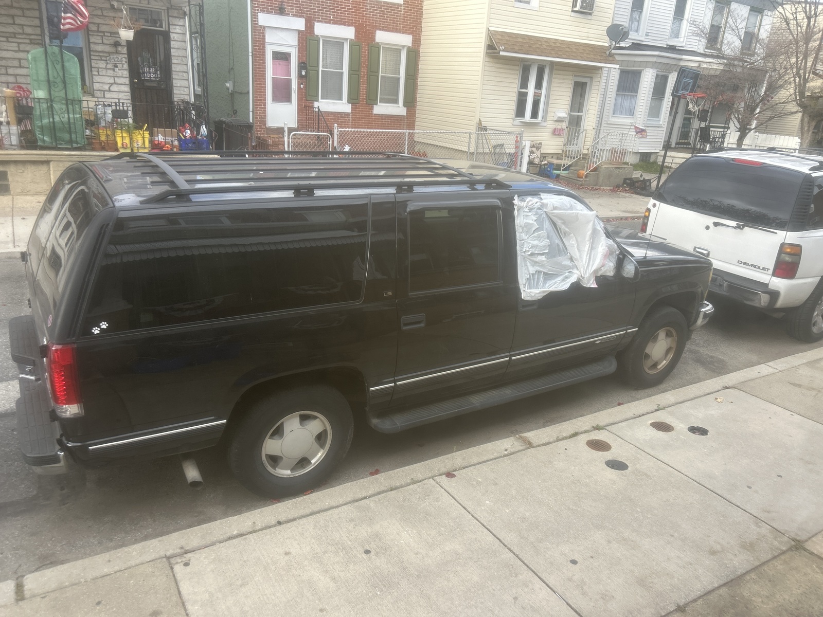 Photographic documentation of the work as submitted to the city's 311 record.