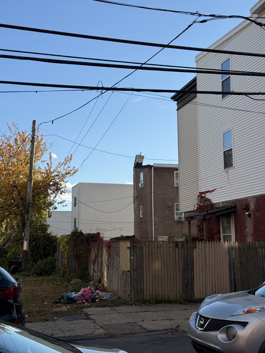 Photographic documentation of the work as submitted to the city's 311 record.