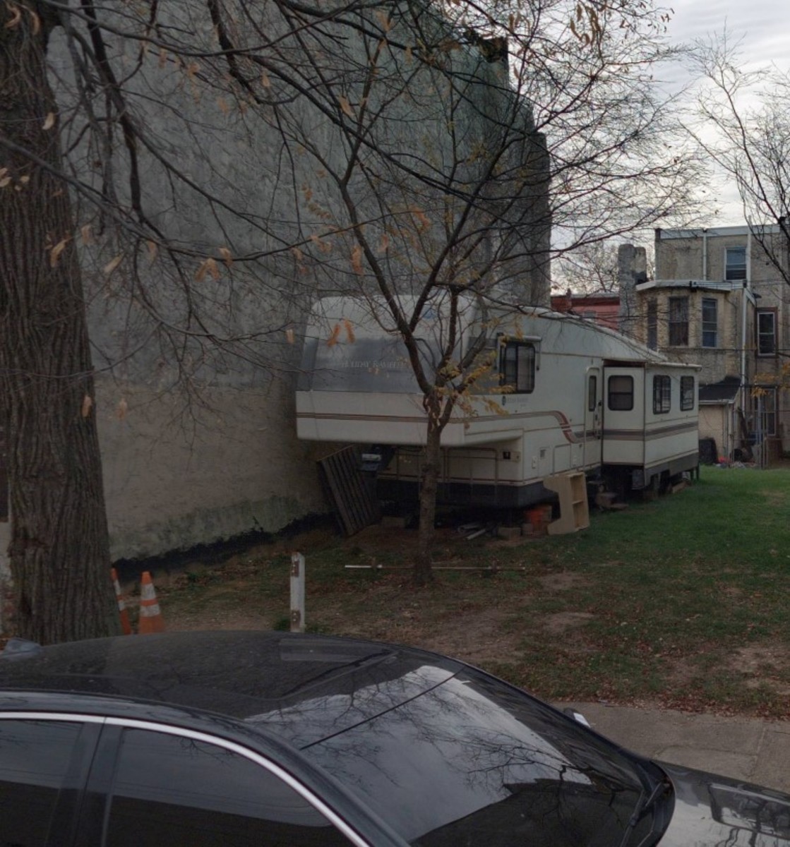 Photographic documentation of the work as submitted to the city's 311 record.