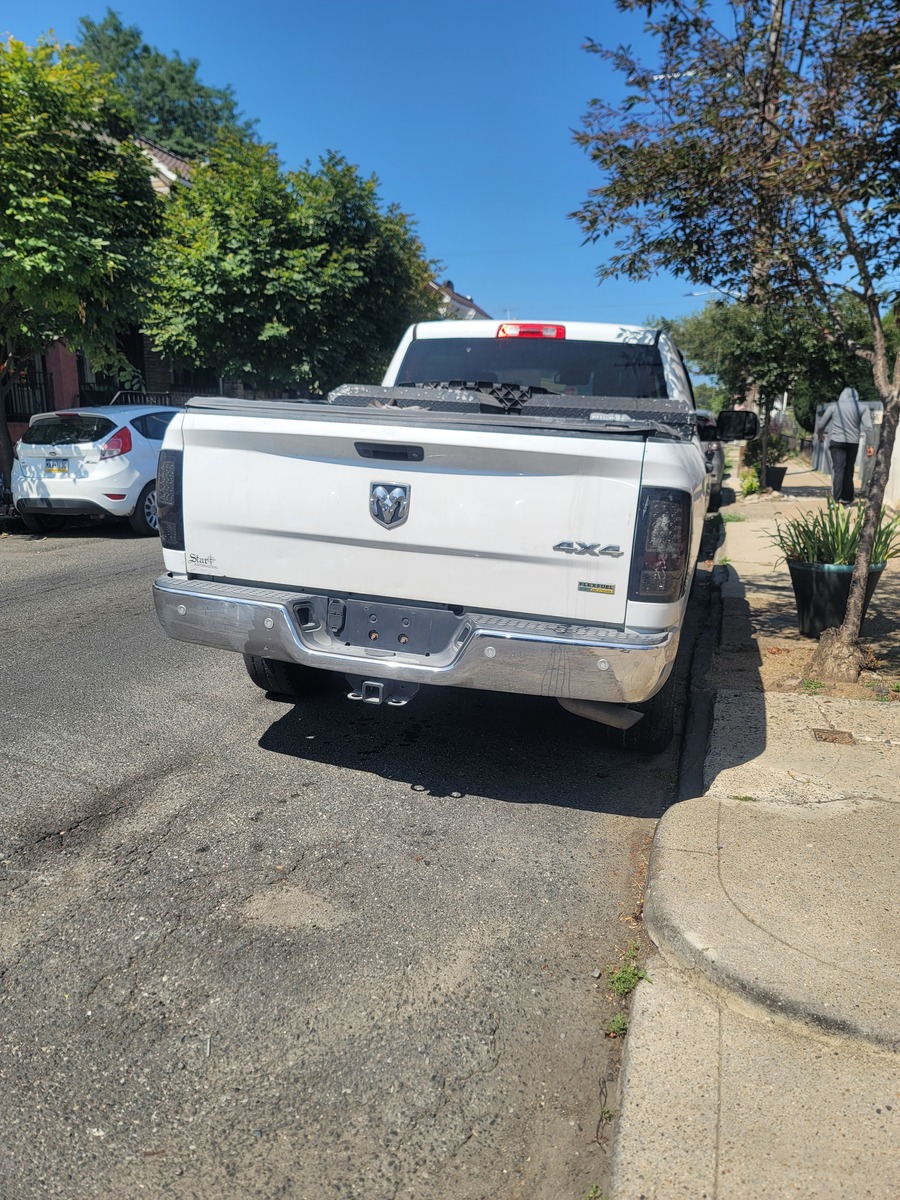 Photographic documentation of the work as submitted to the city's 311 record.