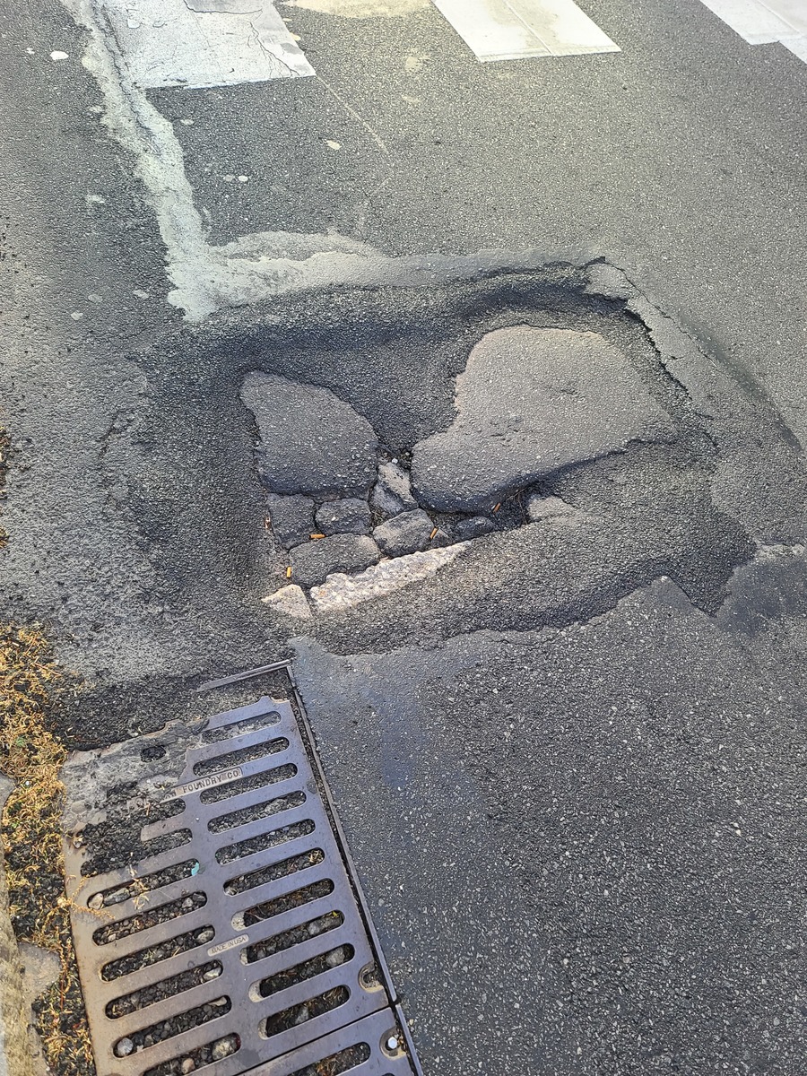 Photographic documentation of the work as submitted to the city's 311 record.