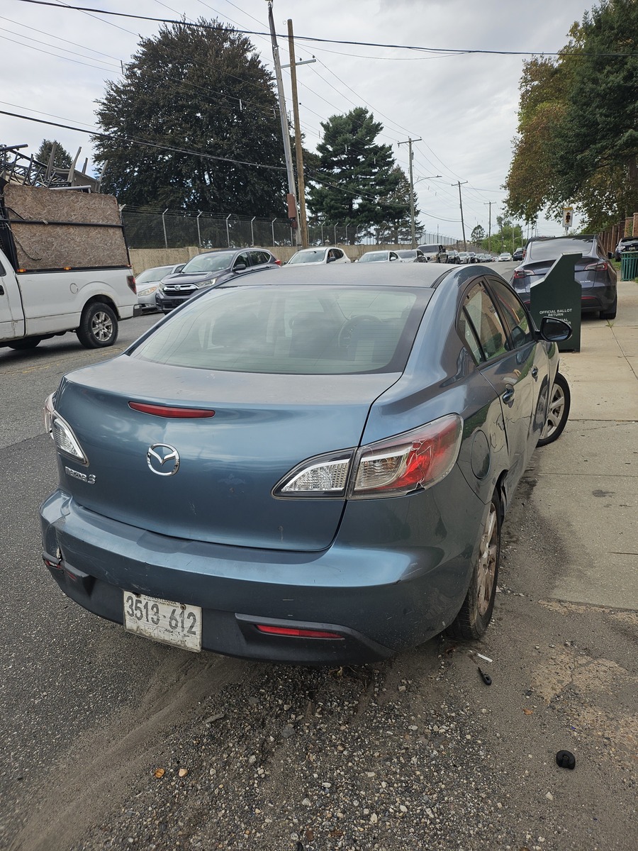 Photographic documentation of the work as submitted to the city's 311 record.