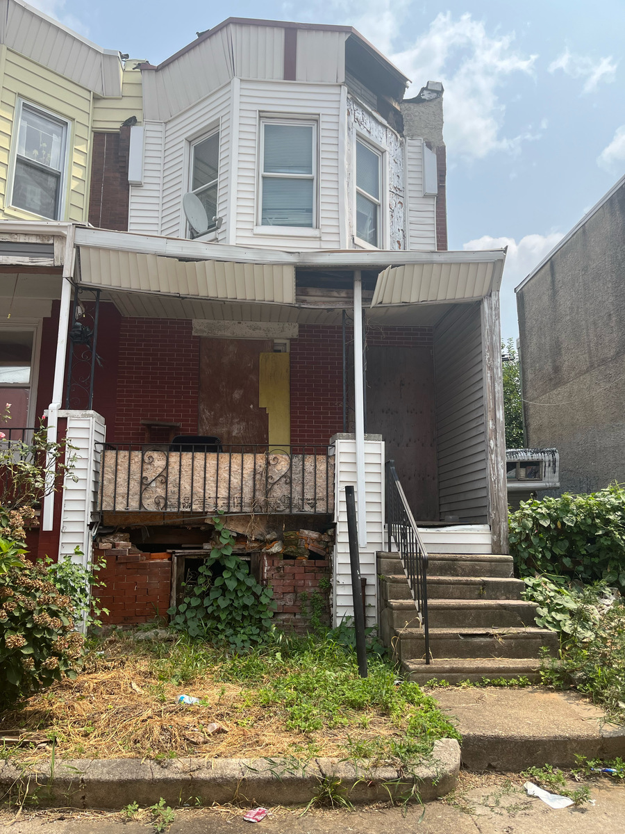 Photographic documentation of the work as submitted to the city's 311 record.