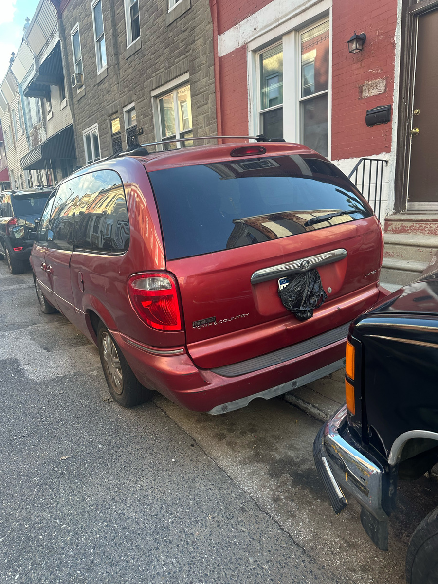 Photographic documentation of the work as submitted to the city's 311 record.