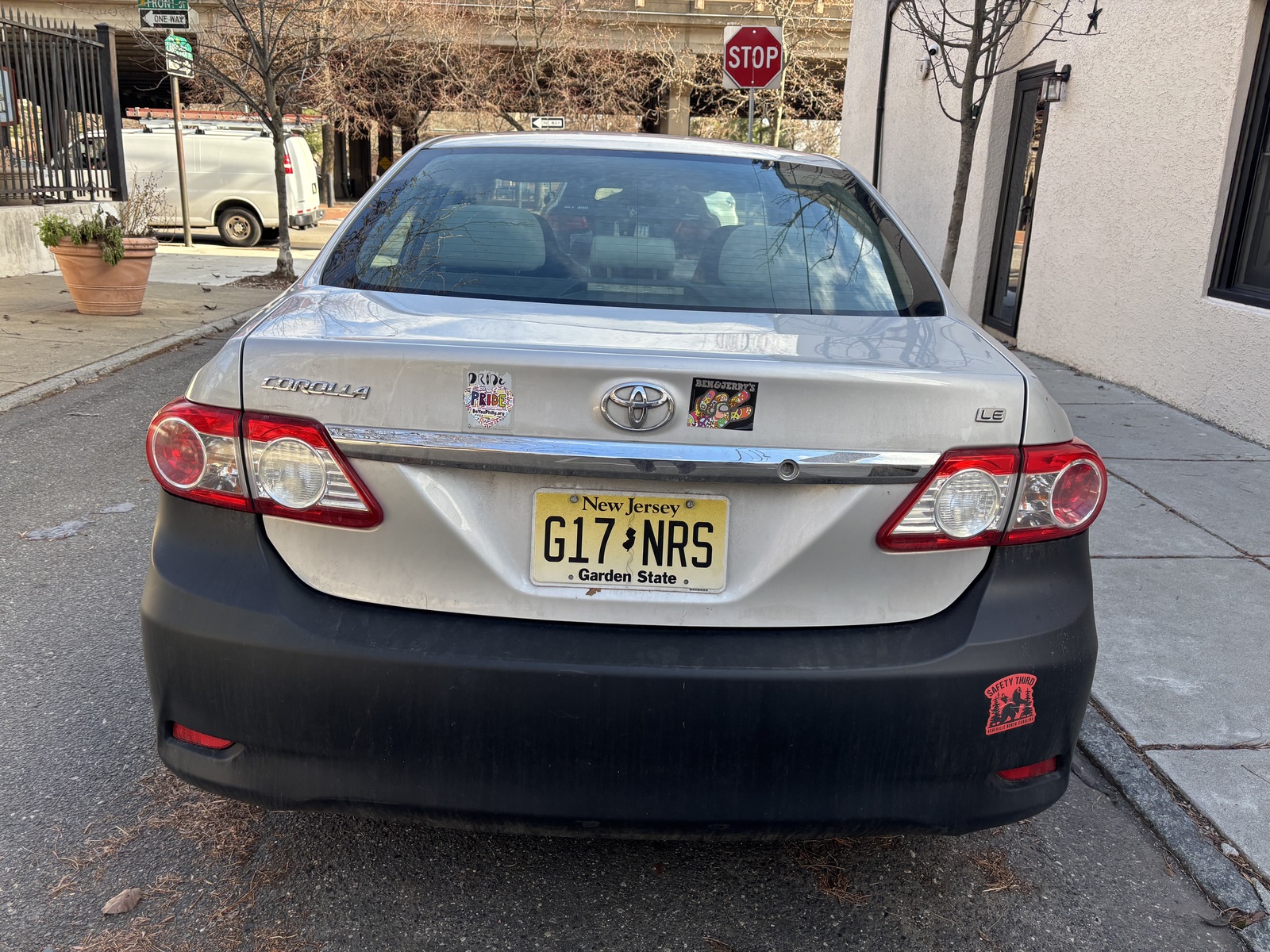 Photographic documentation of the work as submitted to the city's 311 record.