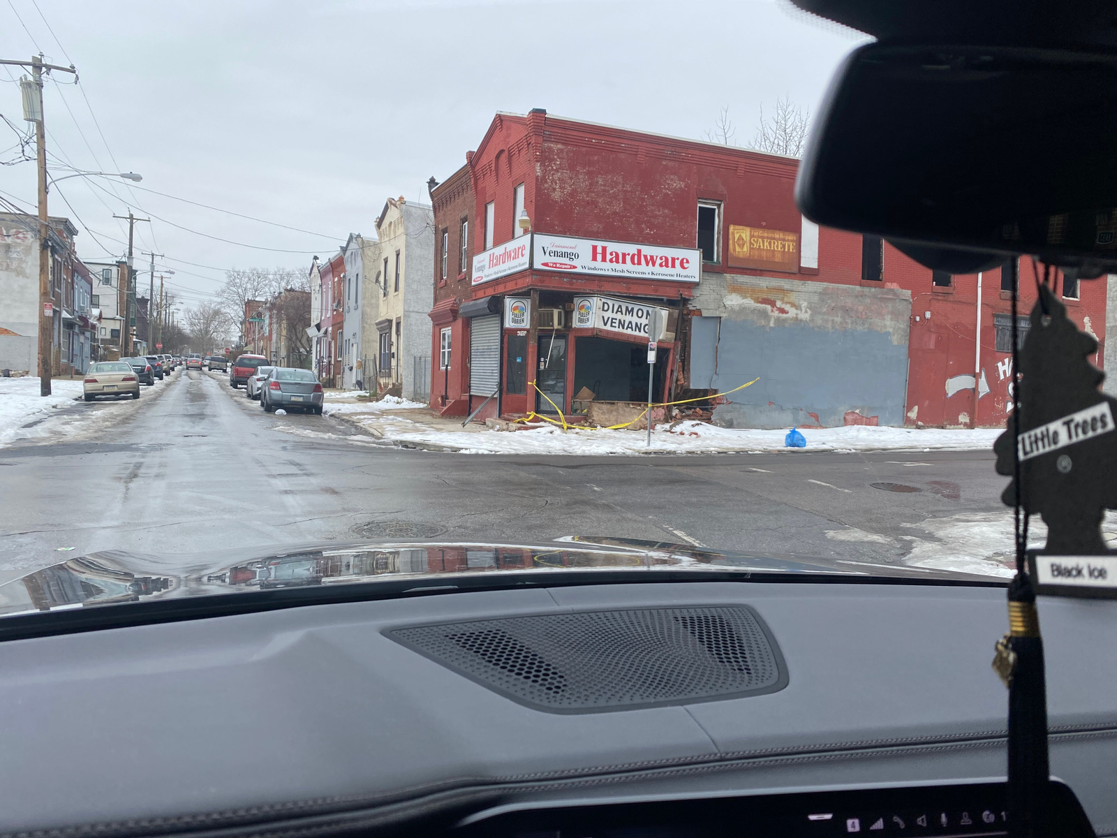 Photographic documentation of the work as submitted to the city's 311 record.