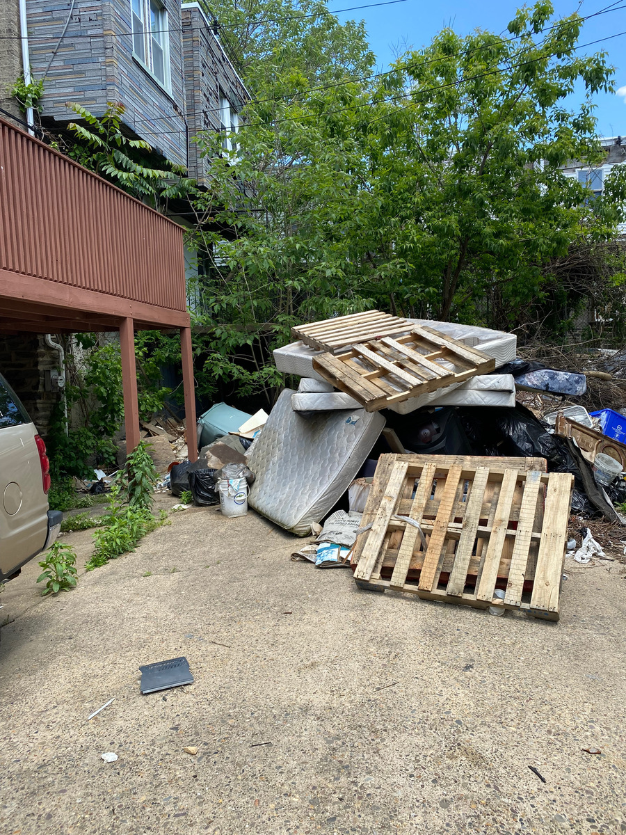 Photographic documentation of the work as submitted to the city's 311 record.