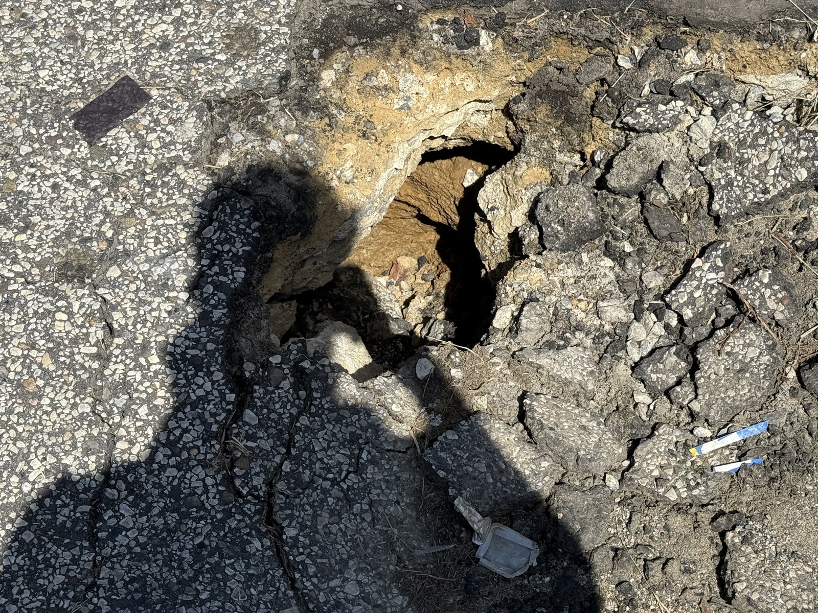 Photographic documentation of the work as submitted to the city's 311 record.