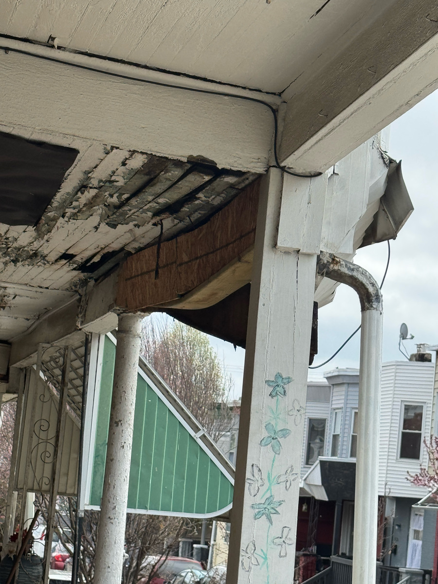 Photographic documentation of the work as submitted to the city's 311 record.
