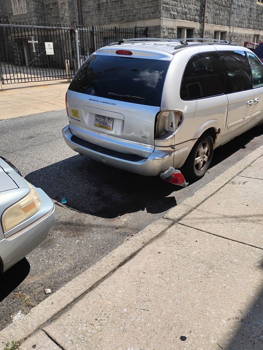 Photographic documentation of the work as submitted to the city's 311 record.