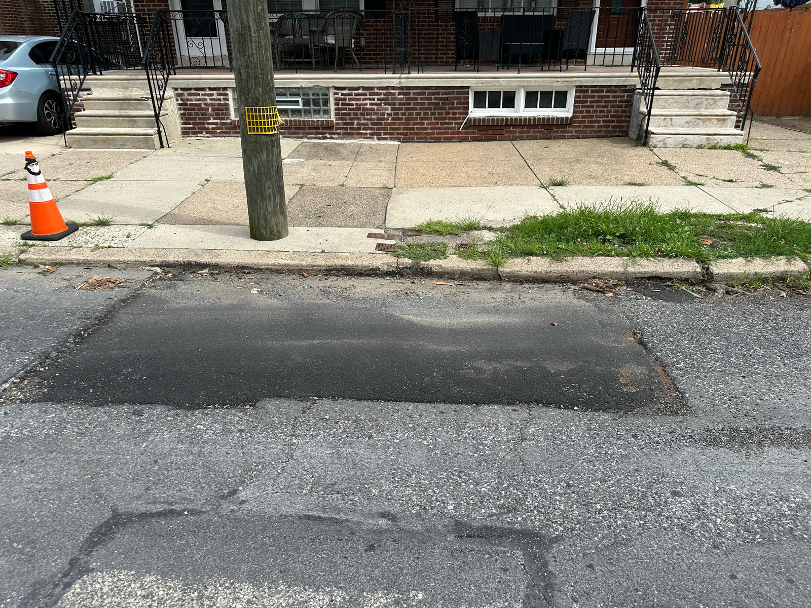 Photographic documentation of the work as submitted to the city's 311 record.