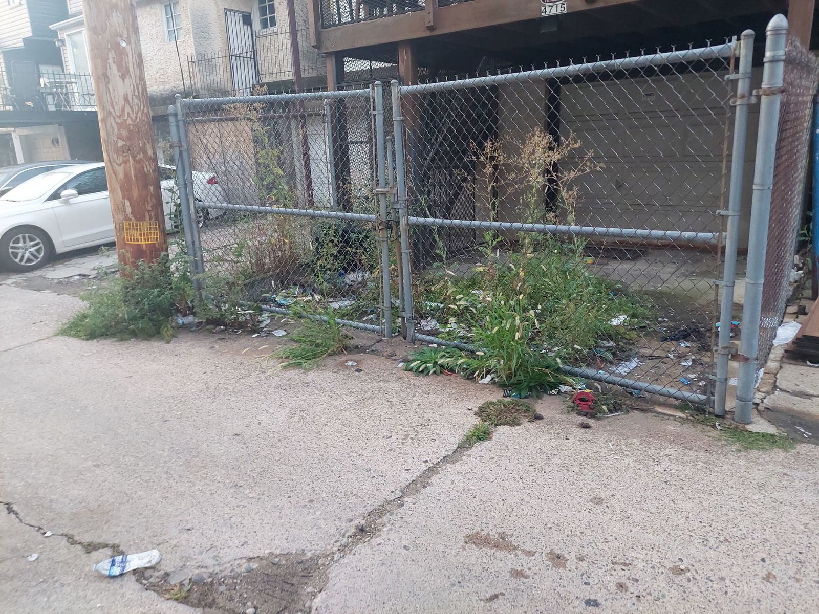 Photographic documentation of the work as submitted to the city's 311 record.