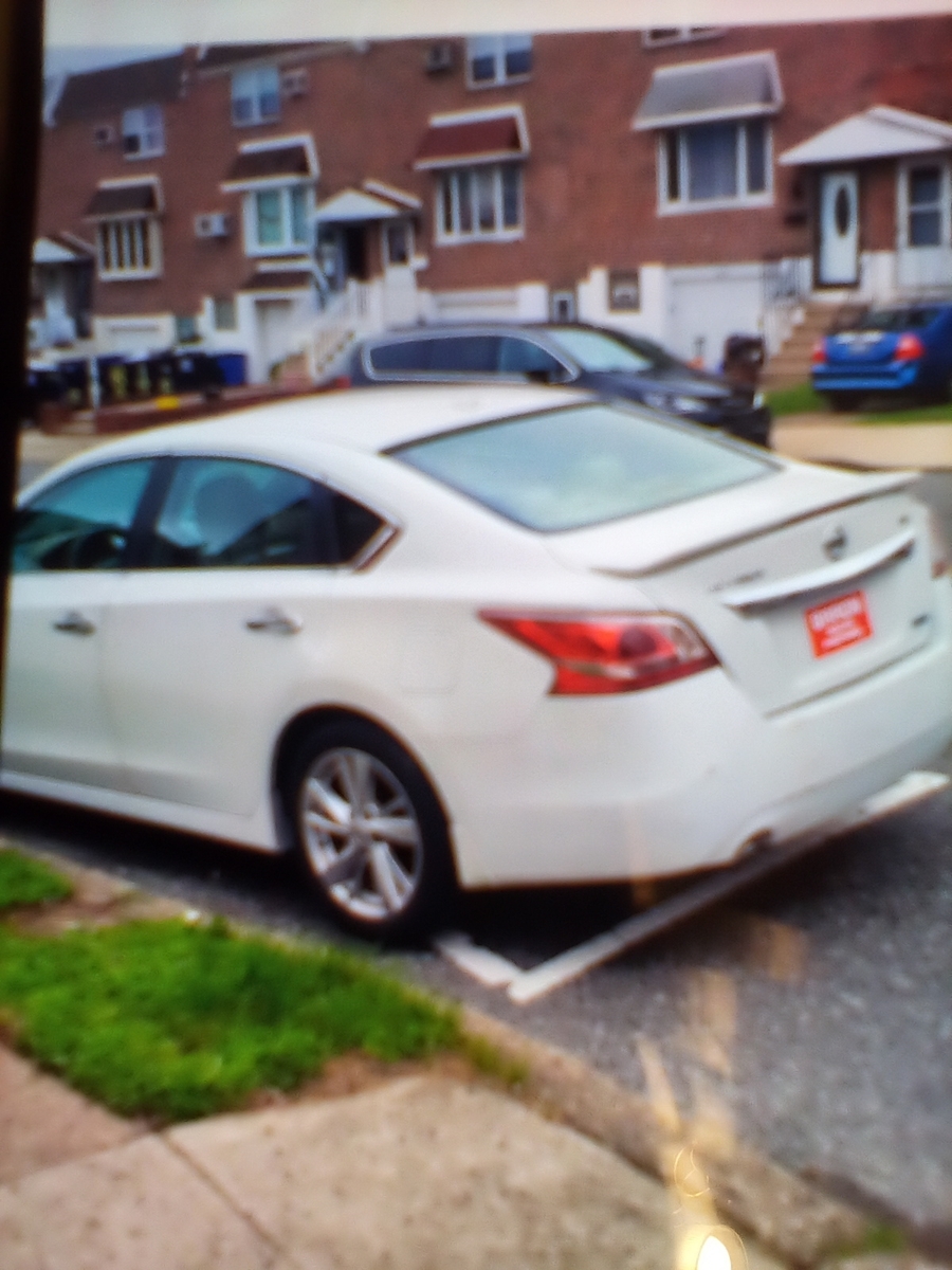 Photographic documentation of the work as submitted to the city's 311 record.