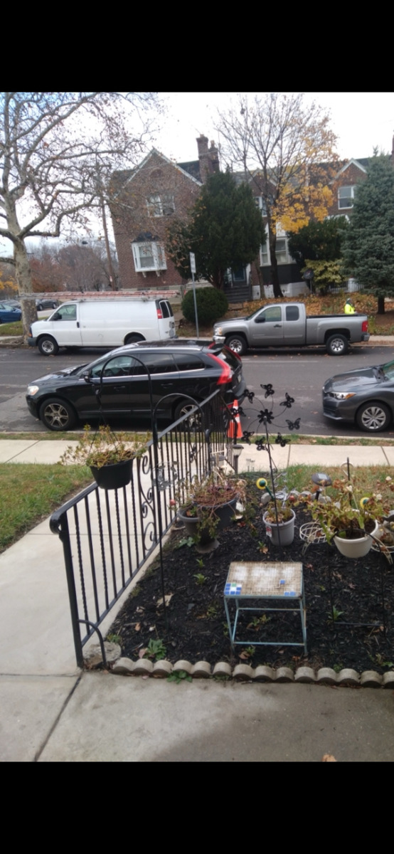 Photographic documentation of the work as submitted to the city's 311 record.