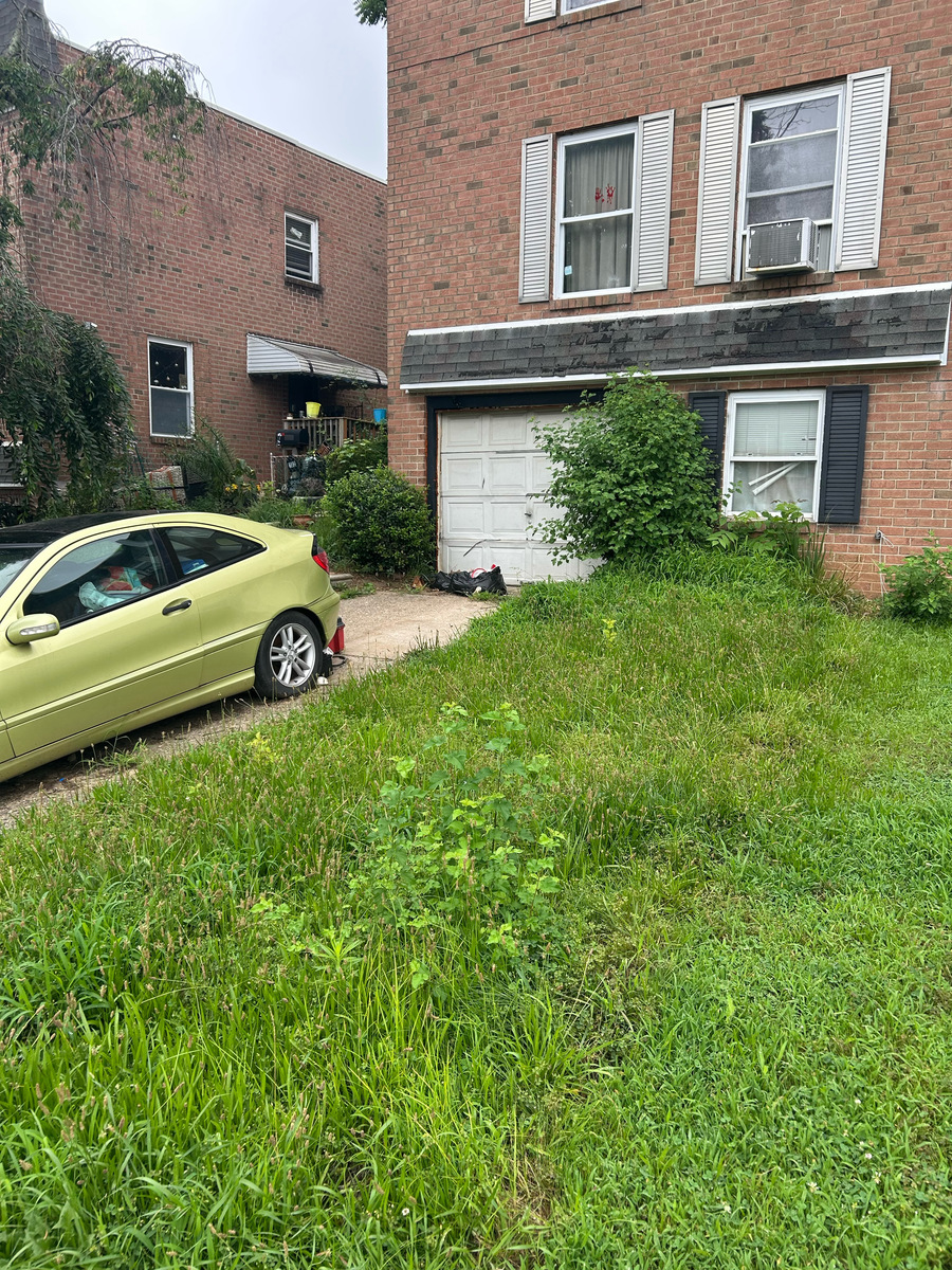 Photographic documentation of the work as submitted to the city's 311 record.