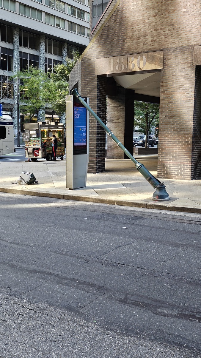Photographic documentation of the work as submitted to the city's 311 record.