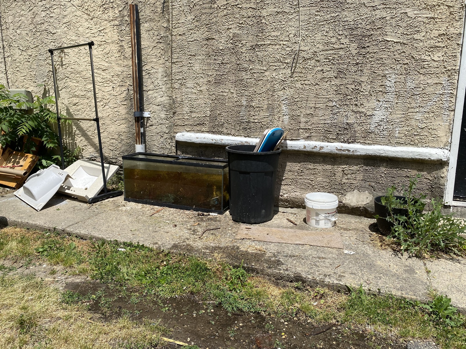 Photographic documentation of the work as submitted to the city's 311 record.