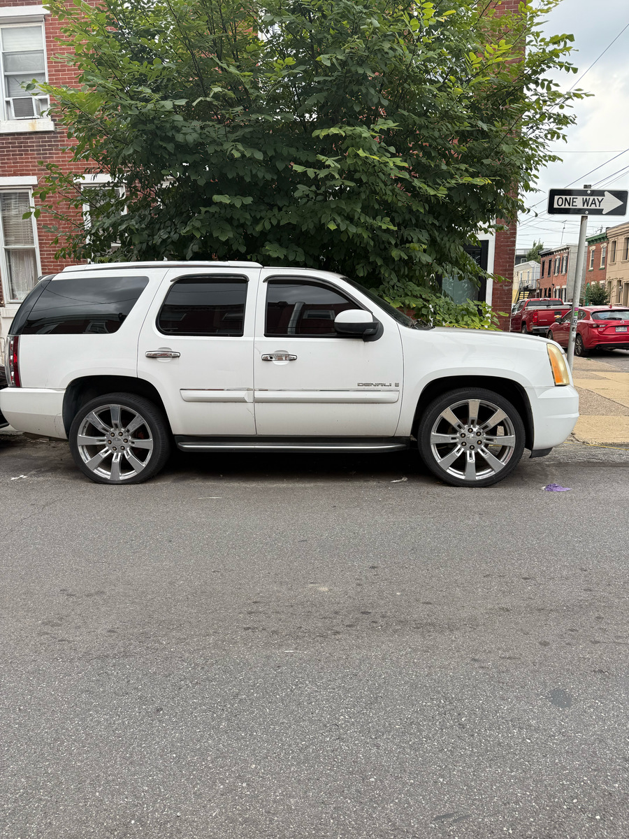 Photographic documentation of the work as submitted to the city's 311 record.