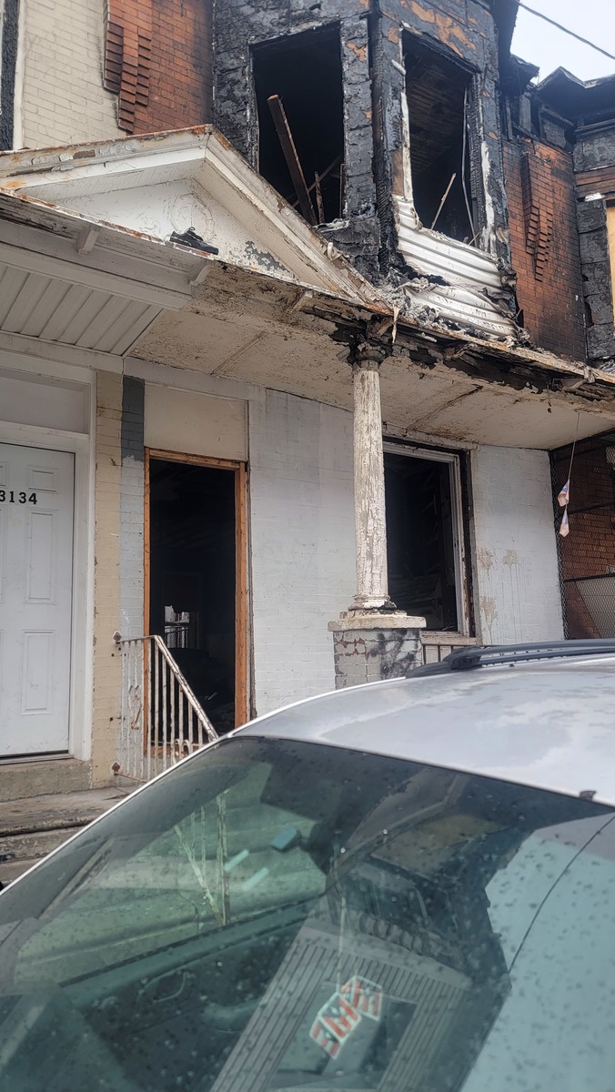 Photographic documentation of the work as submitted to the city's 311 record.