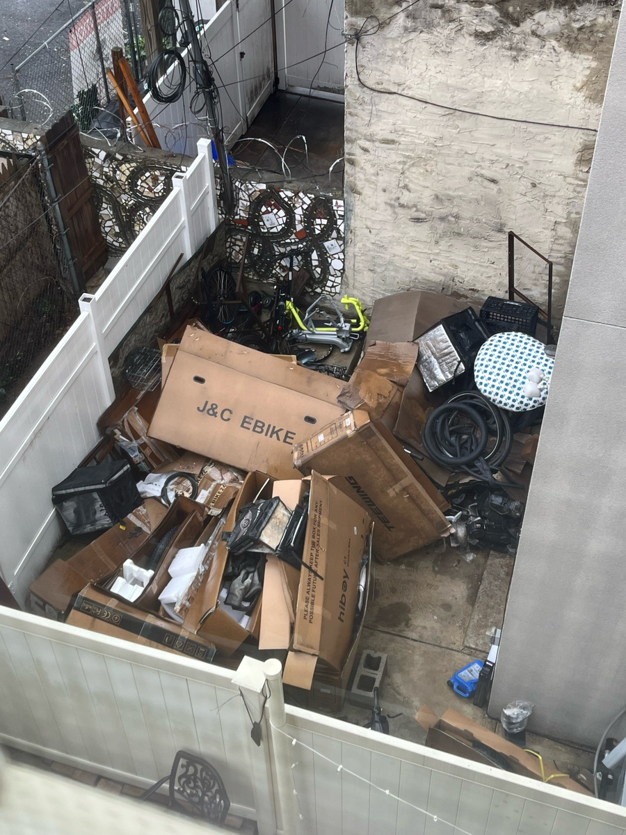 Photographic documentation of the work as submitted to the city's 311 record.