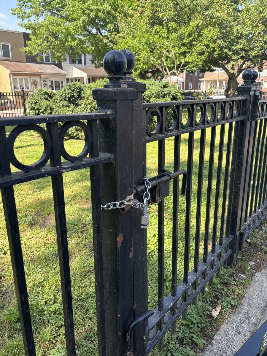 Photographic documentation of the work as submitted to the city's 311 record.