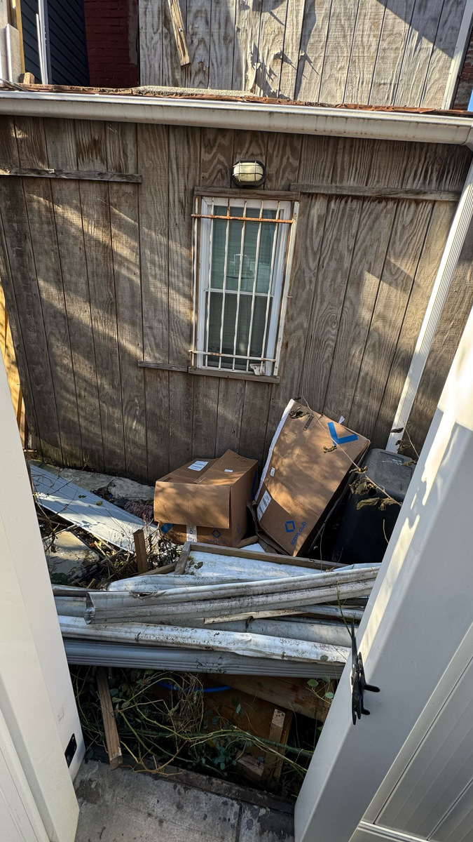 Photographic documentation of the work as submitted to the city's 311 record.