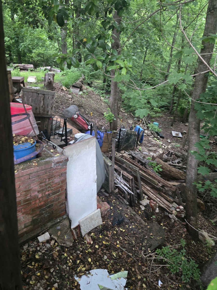 Photographic documentation of the work as submitted to the city's 311 record.