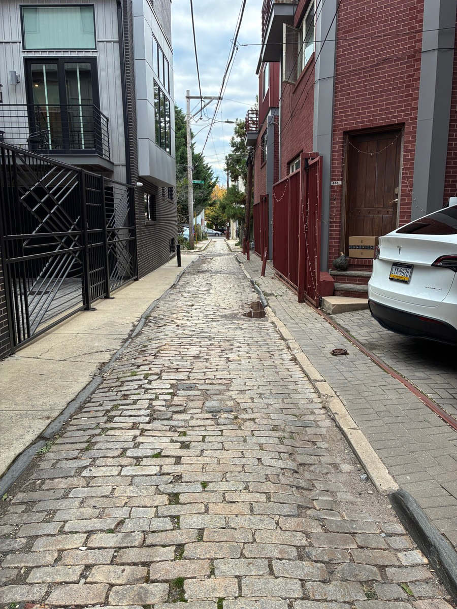 Photographic documentation of the work as submitted to the city's 311 record.