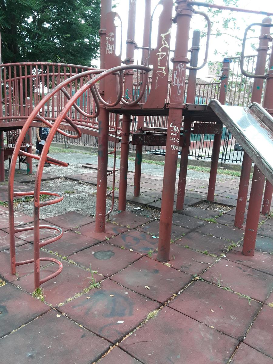 Photographic documentation of the work as submitted to the city's 311 record.