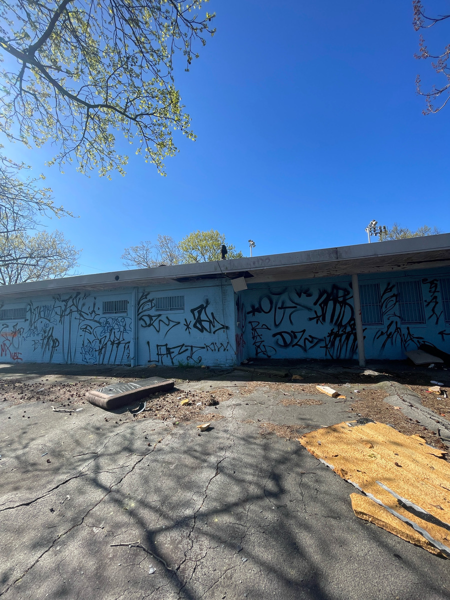 Photographic documentation of the work as submitted to the city's 311 record.