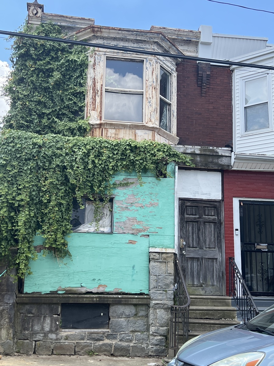 Photographic documentation of the work as submitted to the city's 311 record.