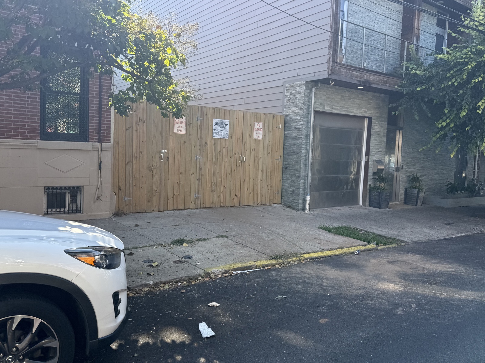 Photographic documentation of the work as submitted to the city's 311 record.