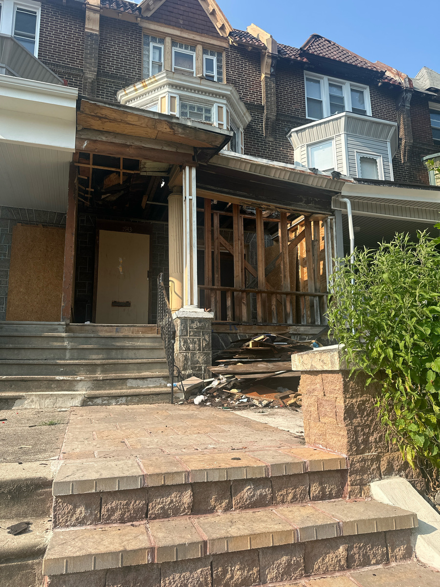 Photographic documentation of the work as submitted to the city's 311 record.