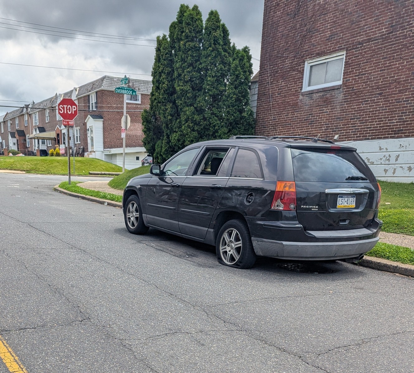 Photographic documentation of the work as submitted to the city's 311 record.