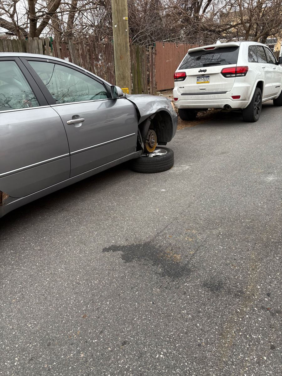 Photographic documentation of the work as submitted to the city's 311 record.