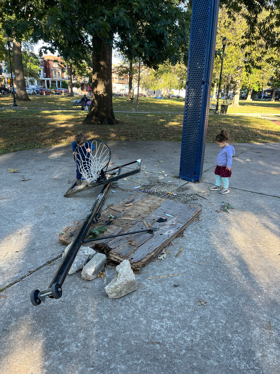 Photographic documentation of the work as submitted to the city's 311 record.