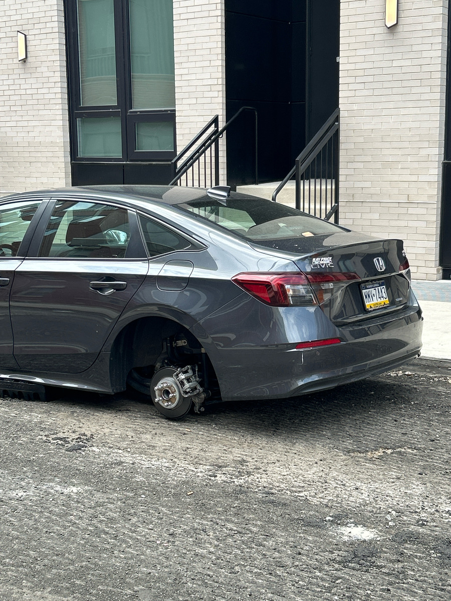 Photographic documentation of the work as submitted to the city's 311 record.