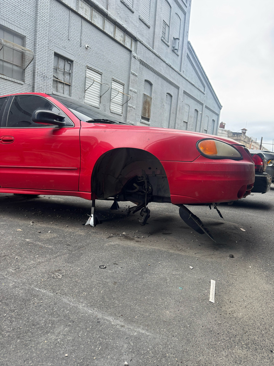 Photographic documentation of the work as submitted to the city's 311 record.