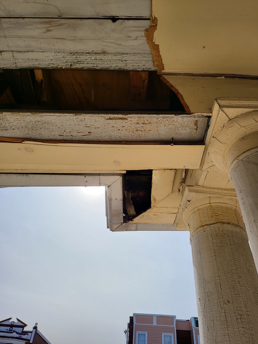 Photographic documentation of the work as submitted to the city's 311 record.