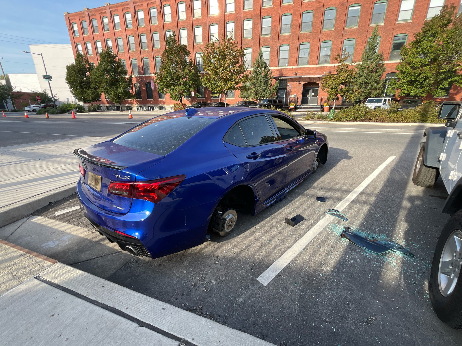 Photographic documentation of the work as submitted to the city's 311 record.