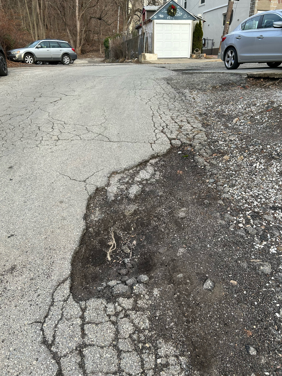 Photographic documentation of the work as submitted to the city's 311 record.